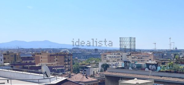 appartamento in vendita a Roma in zona Portuense