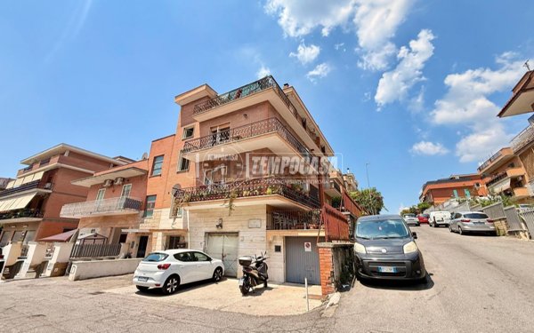 appartamento in vendita a Roma in zona Ottavia