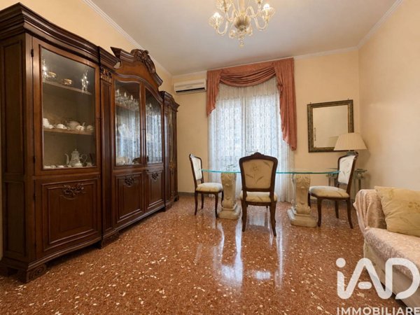 appartamento in vendita a Roma in zona Ostiense