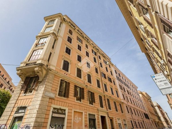 appartamento in vendita a Roma in zona Esquilino