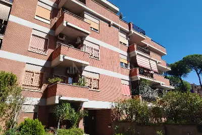 appartamento in vendita a Roma in zona Gianicolense