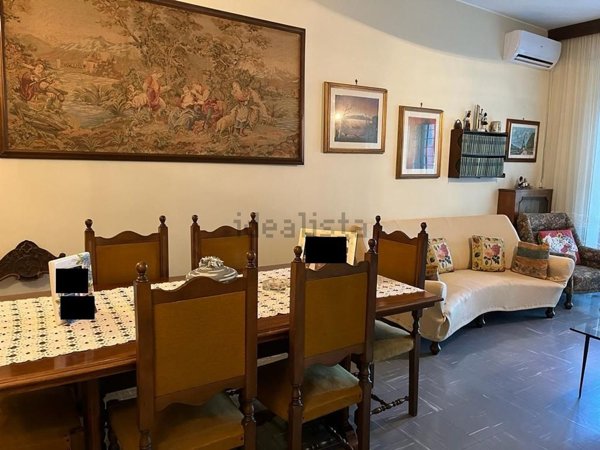 appartamento in vendita a Roma in zona EUR