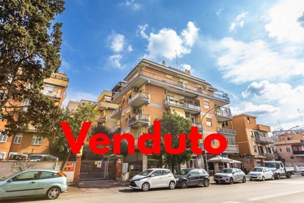 appartamento in vendita a Roma in zona Primavalle