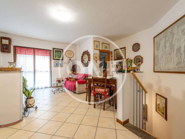 appartamento in vendita a Roma in zona Lunghezza