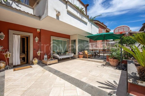 casa indipendente in vendita a Roma in zona Vitinia