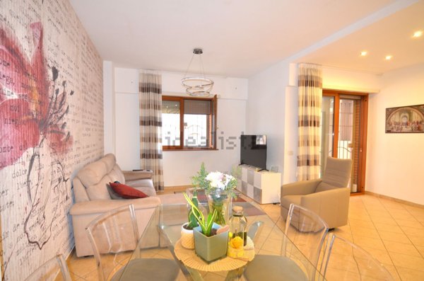 appartamento in vendita a Roma in zona Acilia