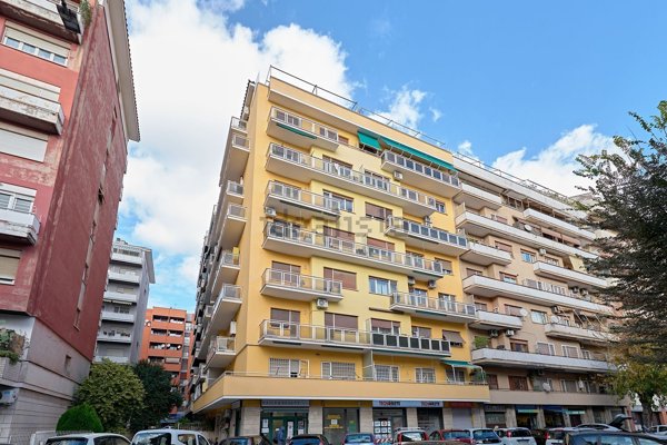 appartamento in vendita a Roma in zona Portuense