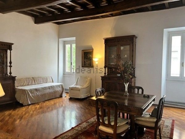 appartamento in vendita a Roma in zona Rione Borgo