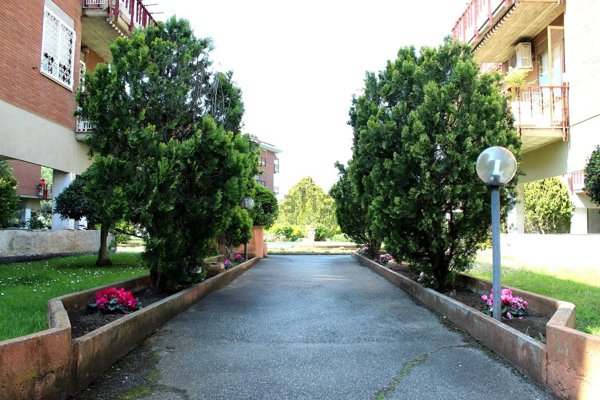 appartamento in vendita a Roma in zona Appio Claudio