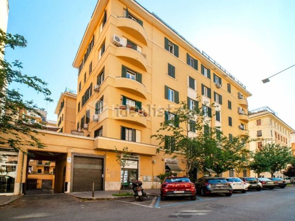 appartamento in vendita a Roma in zona Nomentano