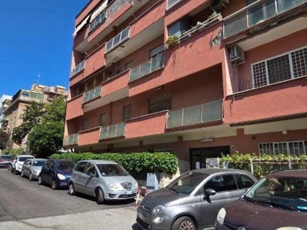 appartamento in vendita a Roma in zona Gianicolense