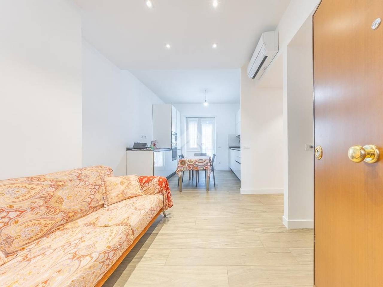 appartamento in vendita a Roma in zona Castelverde