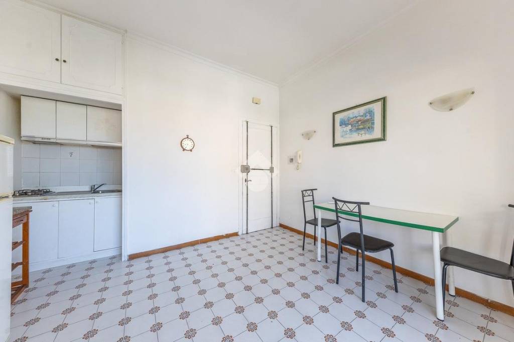 appartamento in vendita a Roma in zona Tomba di Nerone