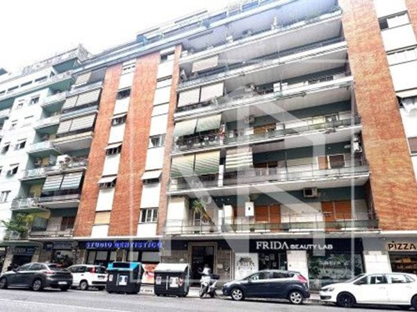 appartamento in vendita a Roma in zona Prenestino-Labicano