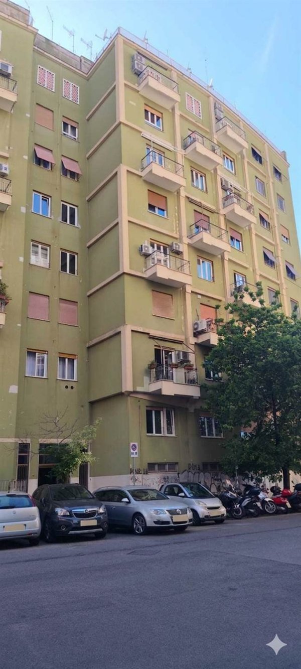 appartamento in vendita a Roma in zona Prenestino-Labicano