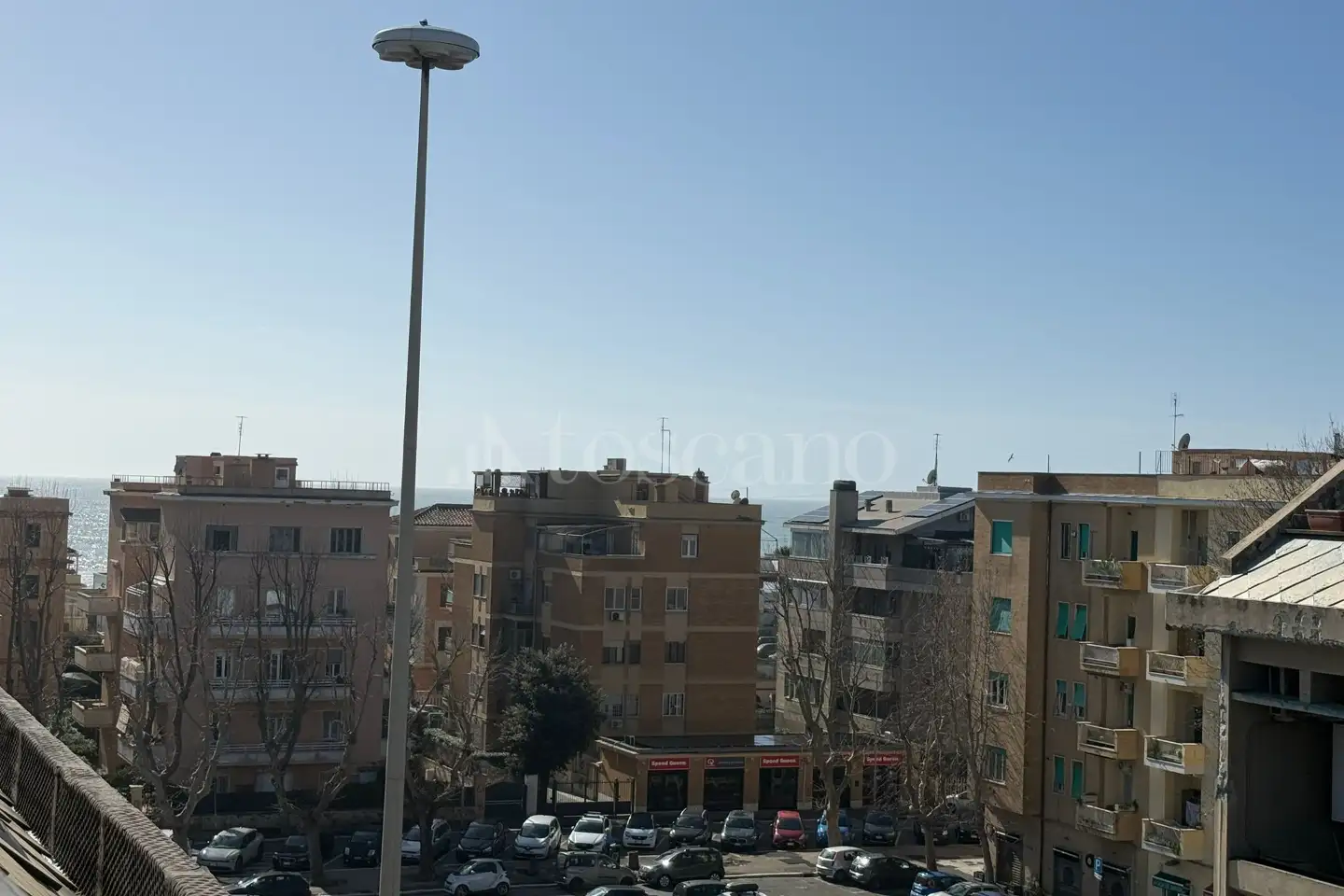 appartamento in vendita a Roma in zona Ostia