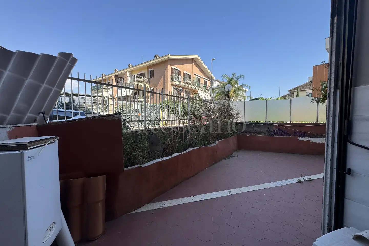 appartamento in vendita a Roma in zona Appio Claudio