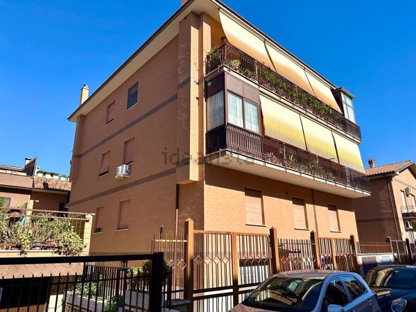 appartamento in vendita a Roma in zona Labaro