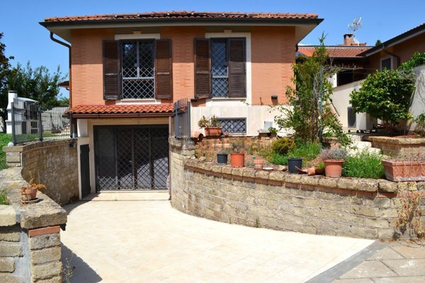 casa indipendente in vendita a Roma in zona Celio