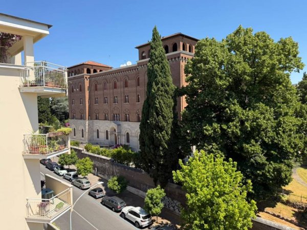 appartamento in vendita a Roma in zona Tiburtino