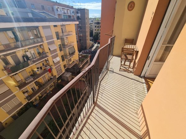 appartamento in vendita a Roma in zona Ostiense