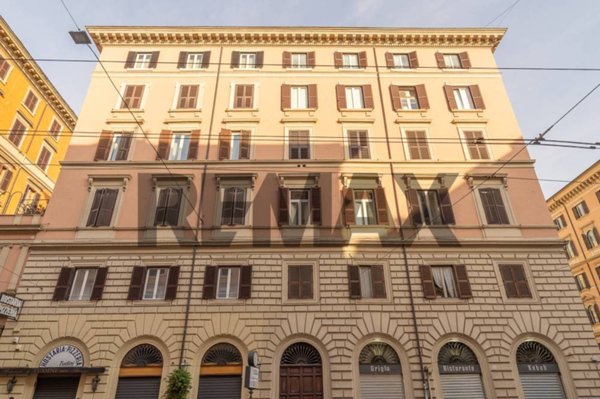 appartamento in vendita a Roma in zona Rione Monti/Campitelli