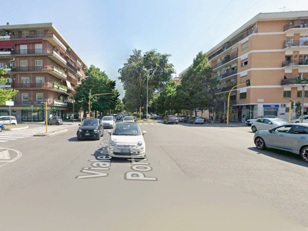 locale commerciale in vendita a Roma in zona Gianicolense