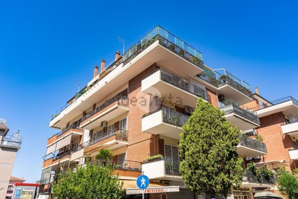 appartamento in vendita a Roma in zona Torrevecchia
