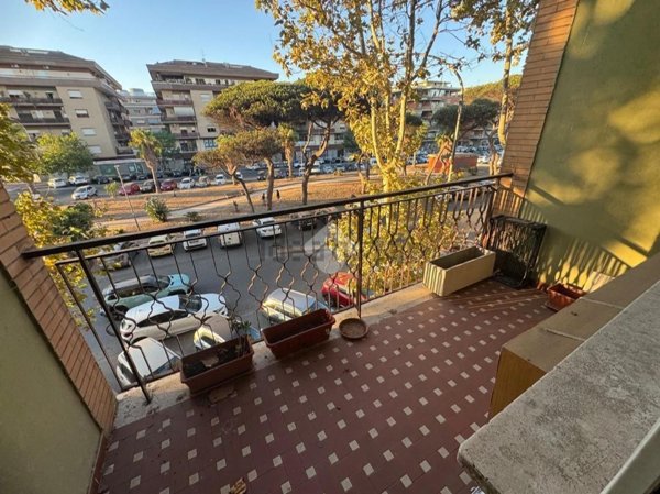 appartamento in vendita a Roma in zona Ostia
