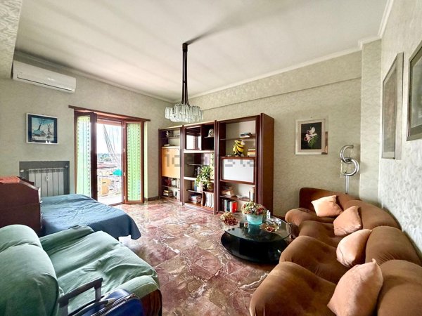 appartamento in vendita a Roma in zona Appio Claudio