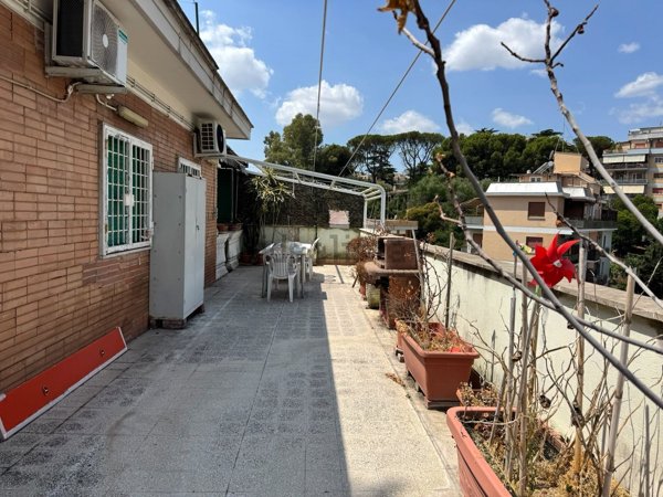appartamento in vendita a Roma in zona Primavalle