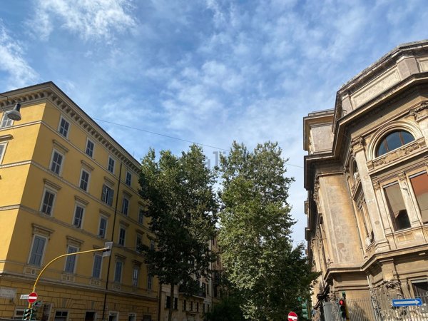 appartamento in vendita a Roma in zona Trastevere