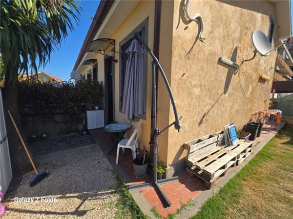 casa indipendente in vendita a Roma in zona Vitinia