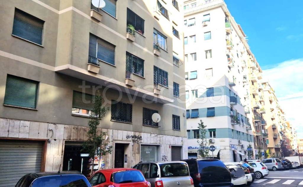 appartamento in vendita a Roma in zona Tuscolano