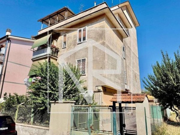 appartamento in vendita a Roma in zona Alessandrino