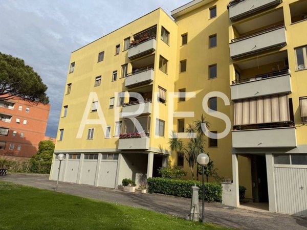 appartamento in vendita a Roma in zona Casal Palocco