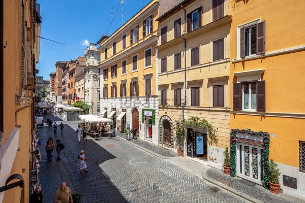appartamento in vendita a Roma in zona Rione Borgo