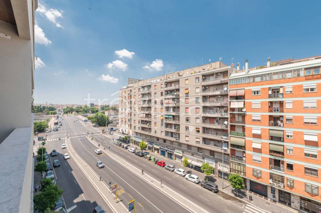 appartamento in vendita a Roma in zona Ponte Mammolo