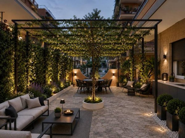 appartamento in vendita a Roma in zona Appio Claudio