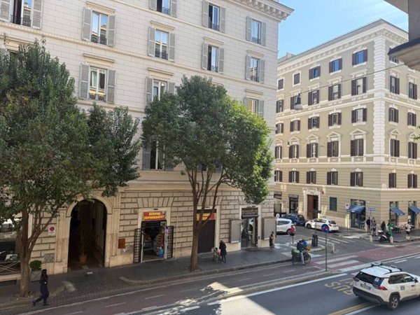 appartamento in vendita a Roma in zona Rione Prati