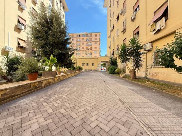 appartamento in vendita a Roma in zona Cinecittà