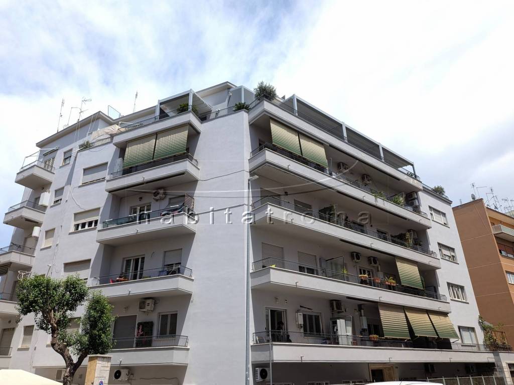 appartamento in vendita a Roma in zona Aurelio