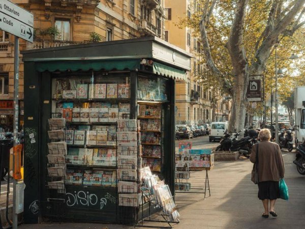 negozio in vendita a Roma in zona Rione Prati