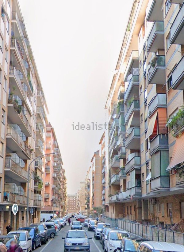 appartamento in vendita a Roma in zona Don Bosco