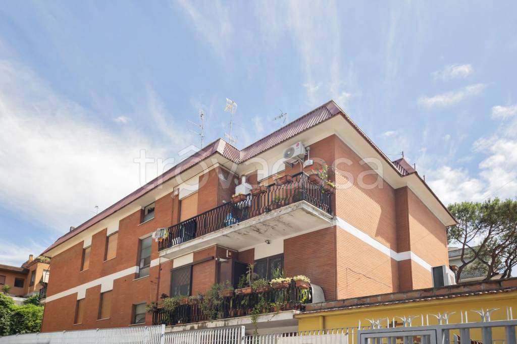 appartamento in vendita a Roma in zona La Pisana