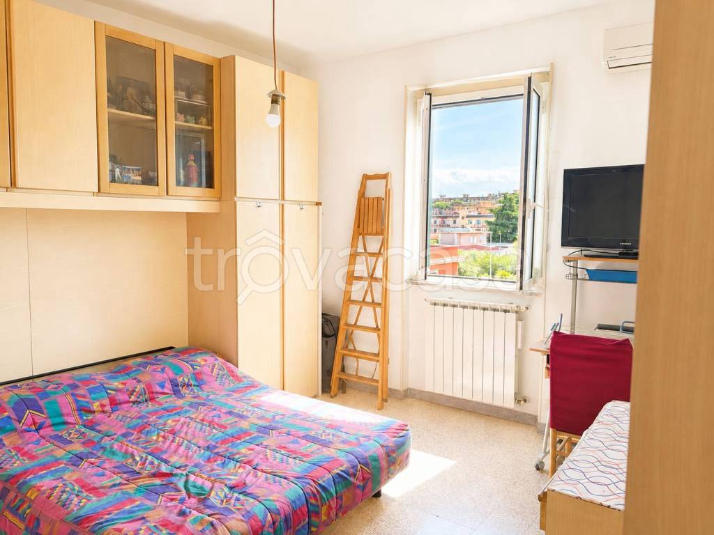 appartamento in vendita a Roma in zona Torre Maura