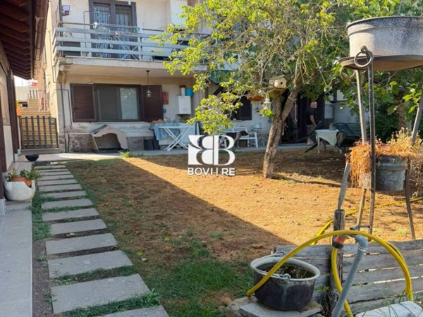 casa indipendente in vendita a Roma in zona Valle Muricana