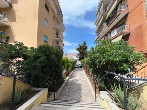 appartamento in vendita a Roma in zona Monte Sacro/Talenti