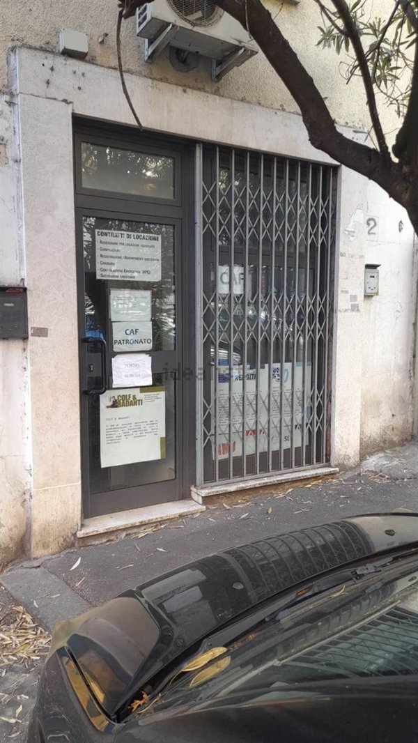 locale commerciale in vendita a Roma in zona Trieste