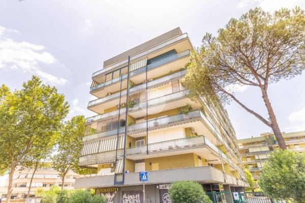 appartamento in vendita a Roma in zona San Basilio